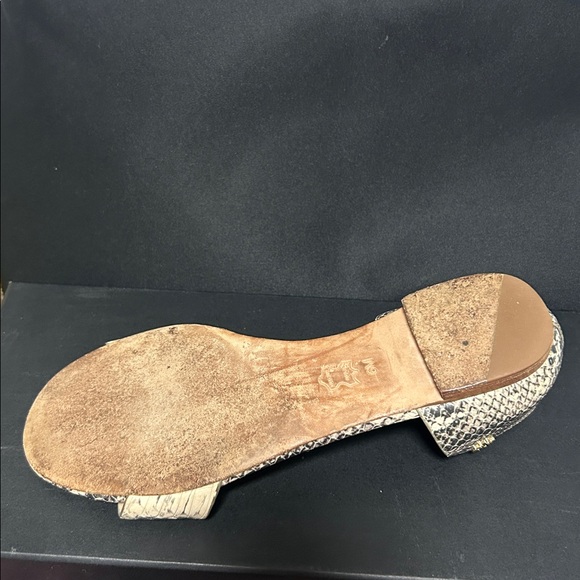 Tory Burch Savannah Snakeskin Python Open Toe Sandal Flats - Picture 3 of 8